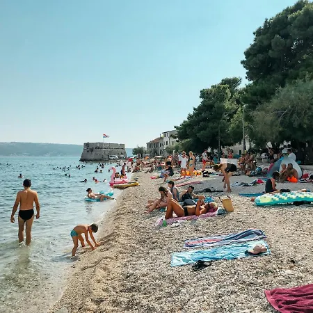Roko * Kaštela